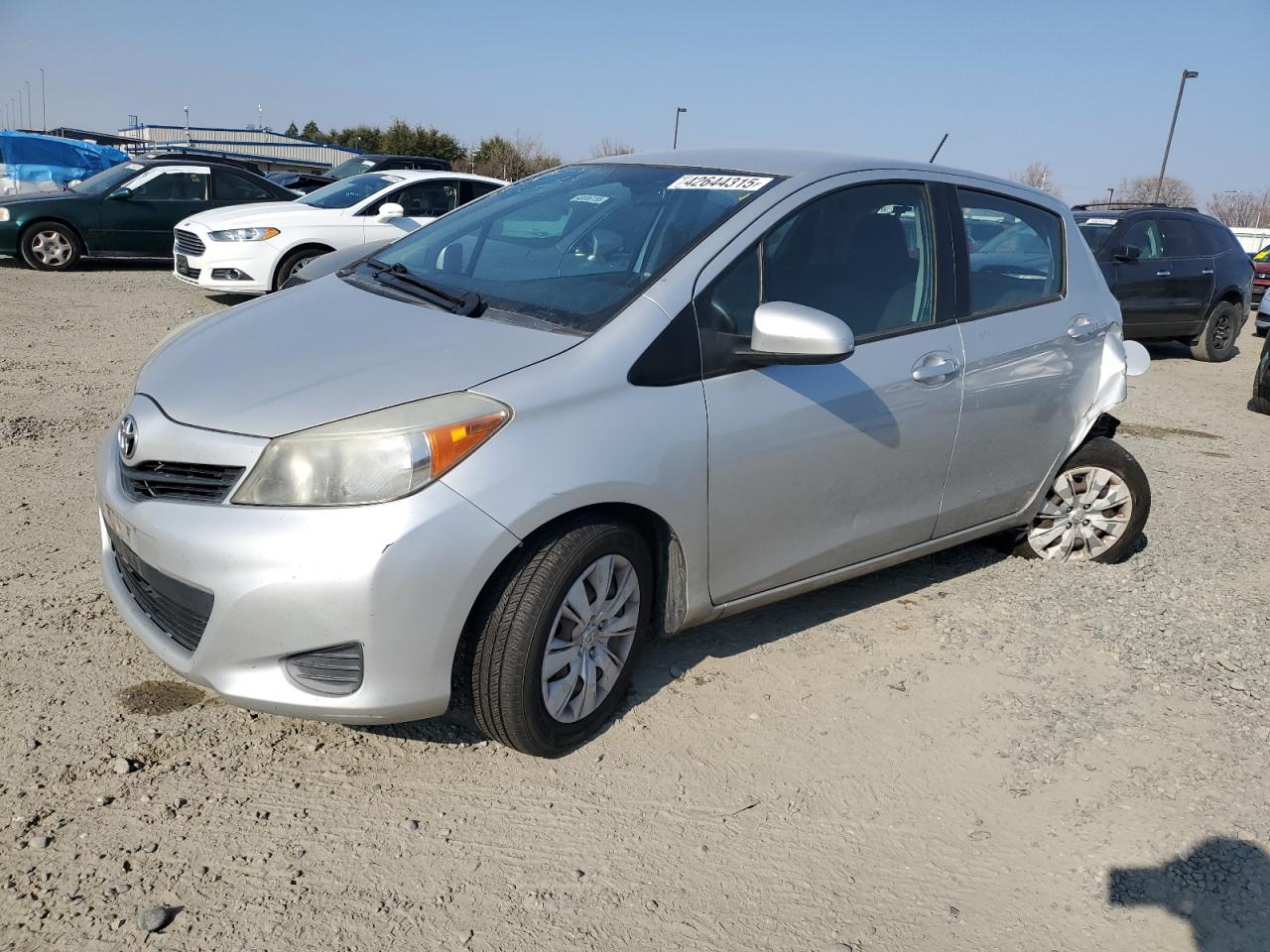 2014 Toyota Yaris - Image 1