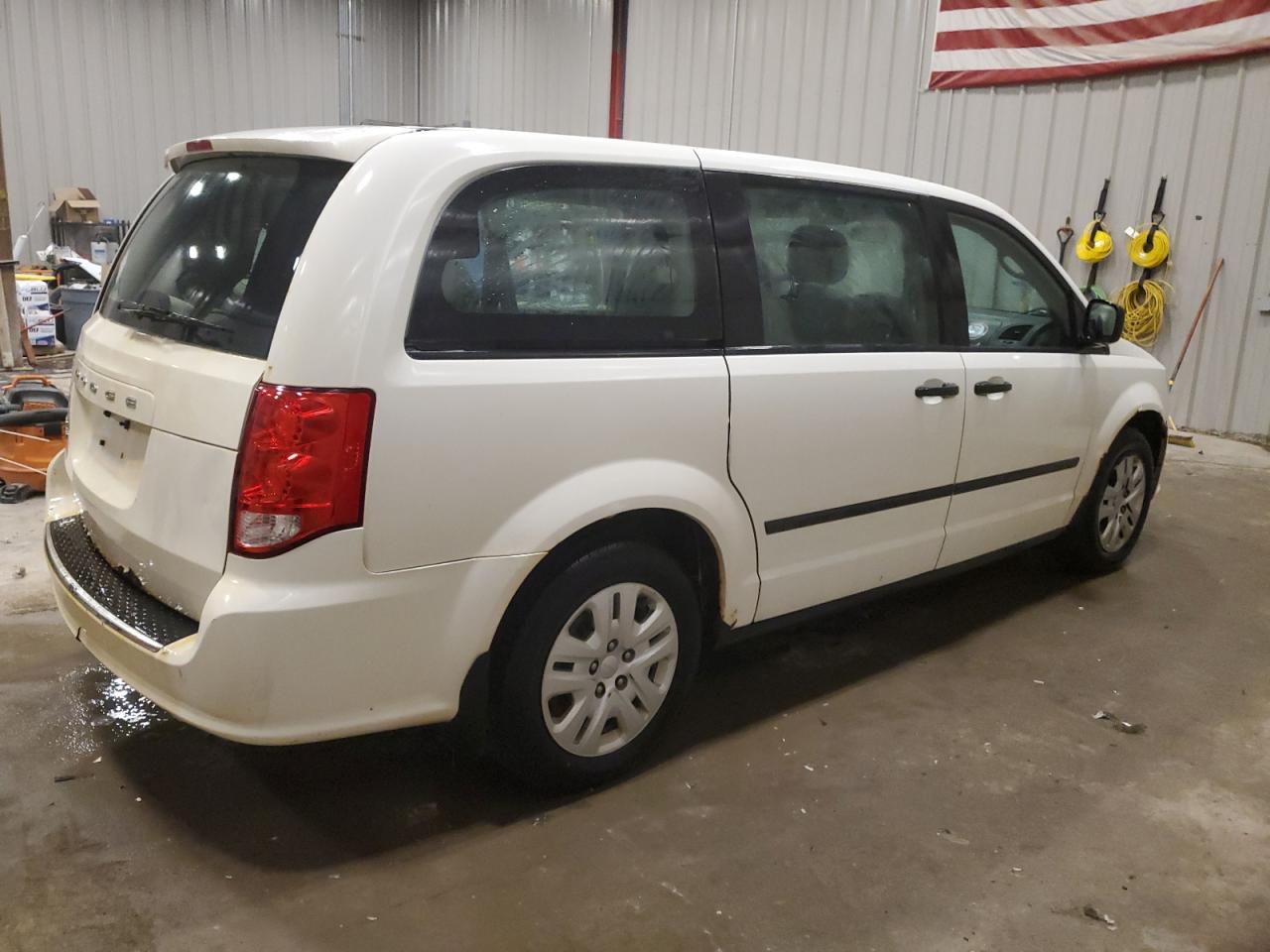 2013 Dodge Caravan - Image 3
