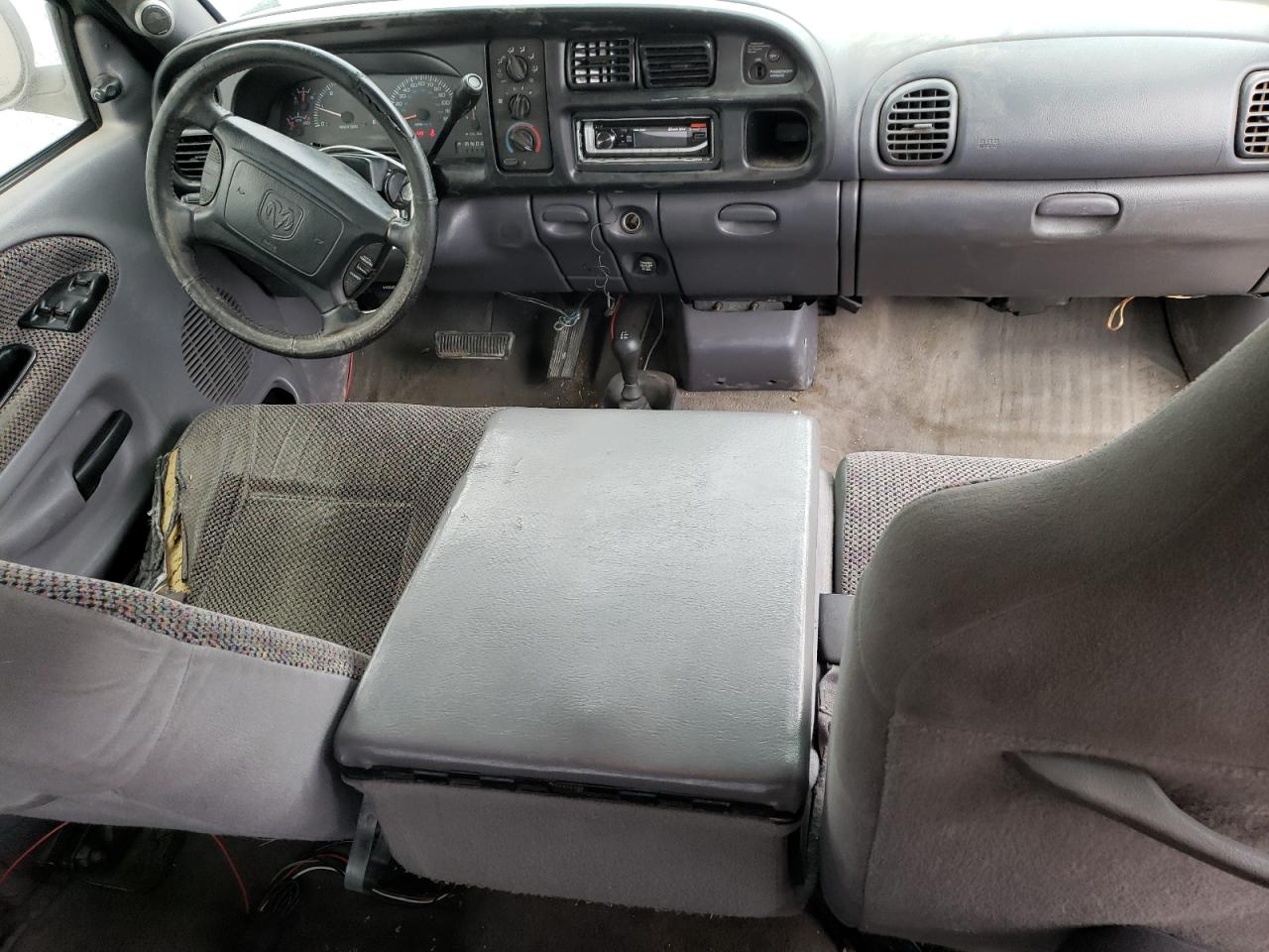 2001 Dodge RAM - Image 8