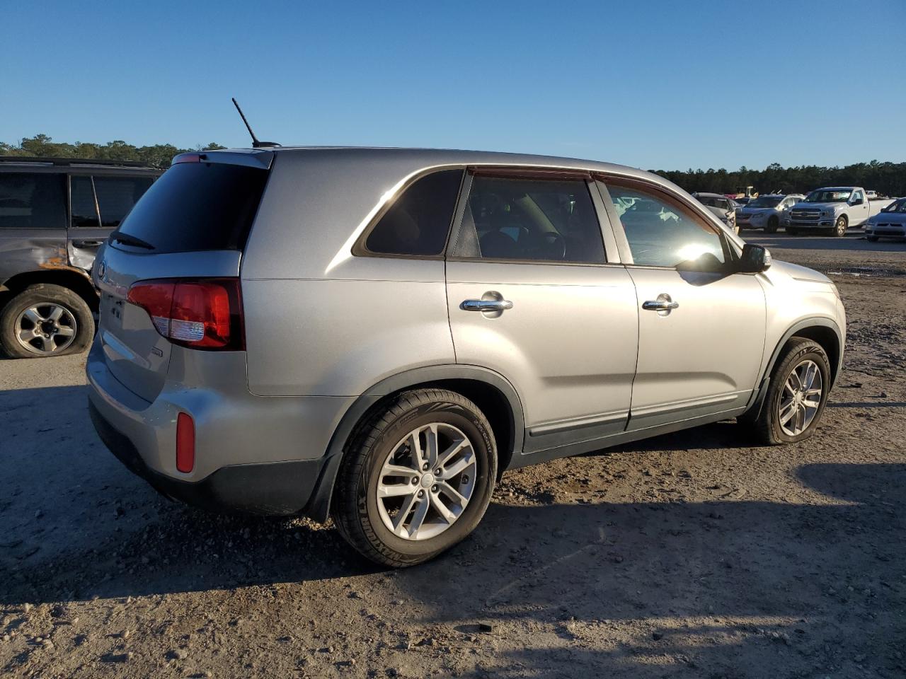 2015 Kia Sorento - Image 3