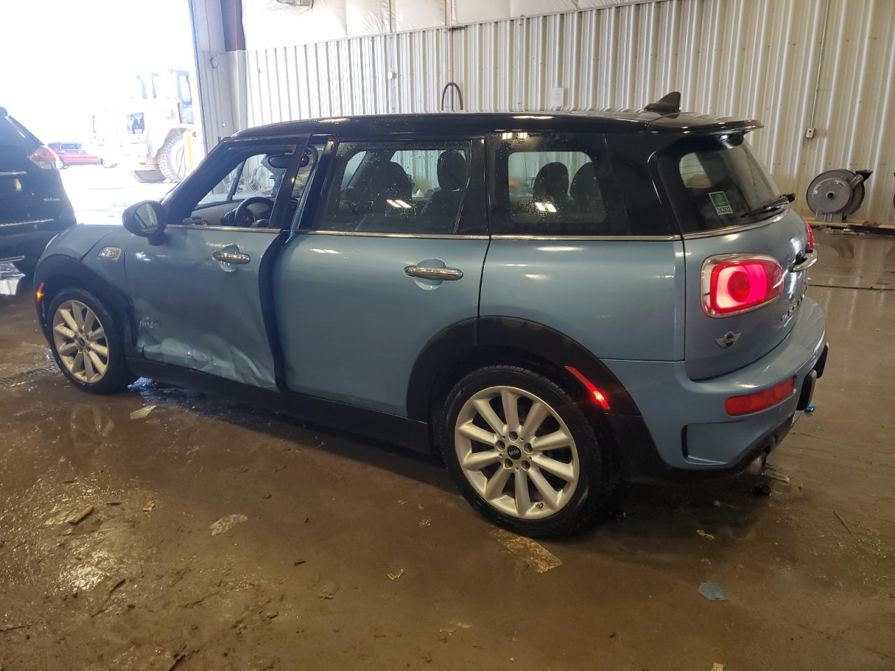 VIN WMWLU5C55H2E82101 2017 MINI COOPER no.2