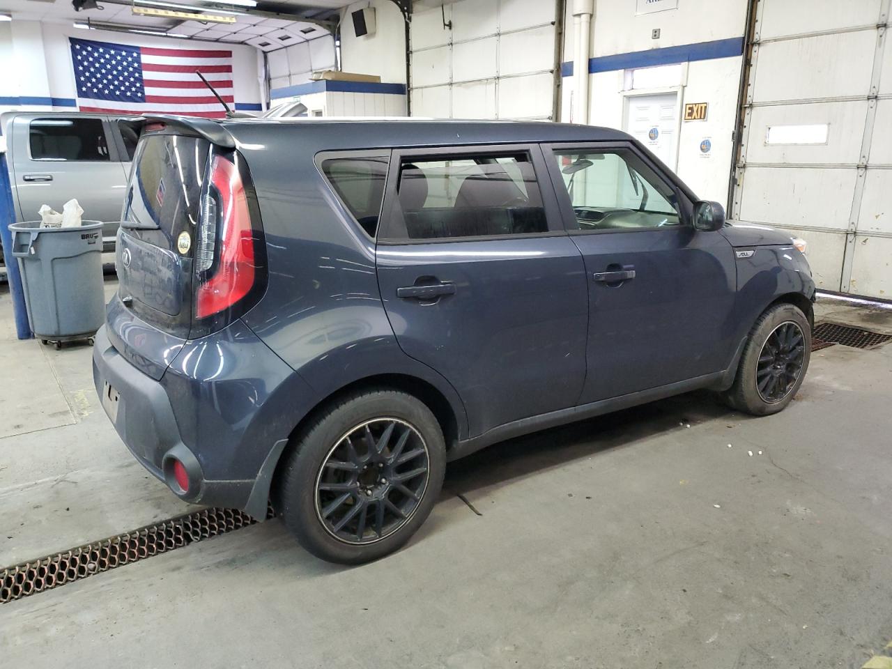 VIN KNDJP3A58F7125744 2015 KIA SOUL no.3