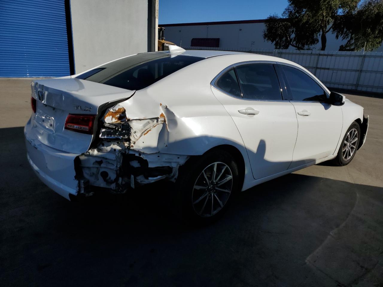 VIN 19UUB1F57JA004757 2018 ACURA TLX no.3