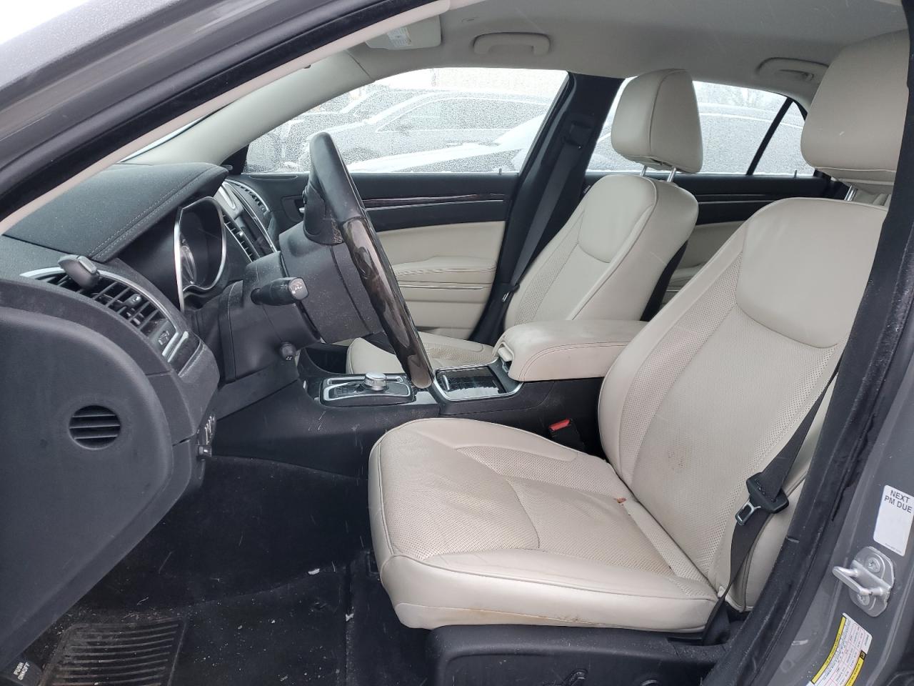 2018 Chrysler 300 Limited VIN: 2C3CCAKG0JH240946 Lot: 89614985