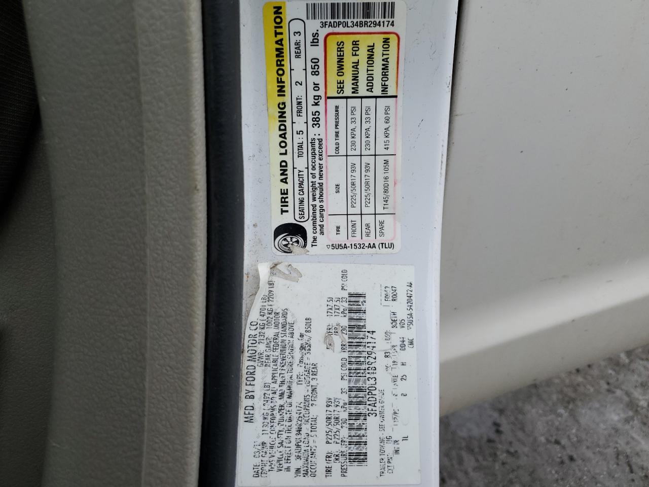 2011 Ford Fusion - Image 12