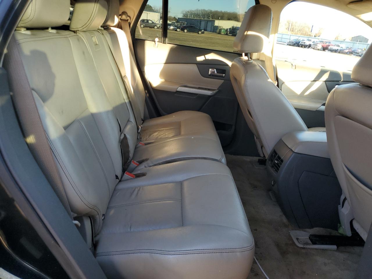 2011 Ford Edge - Image 12