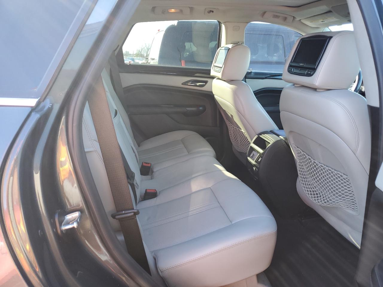2013 Cadillac SRX - Image 11
