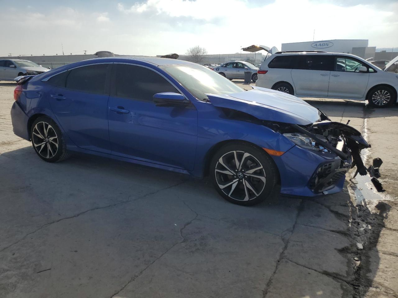 2HGFC1E59JH704627 HONDA CIVIC 2018