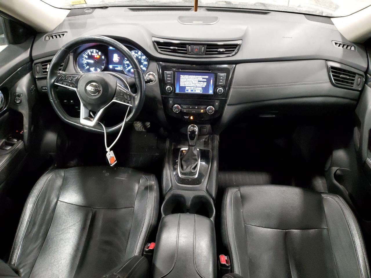 2018 Nissan Rogue - Image 8