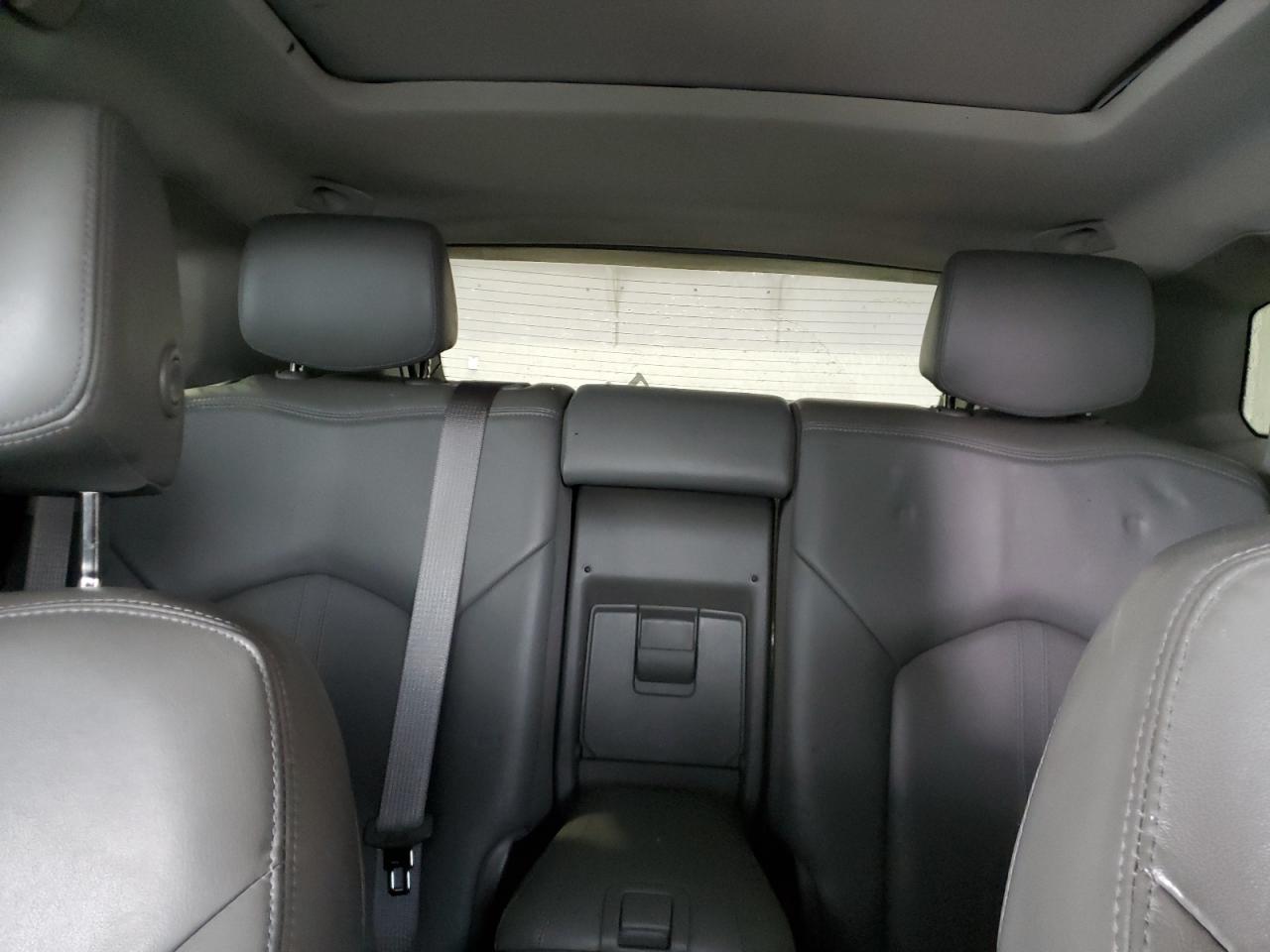 2012 Cadillac SRX - Image 10