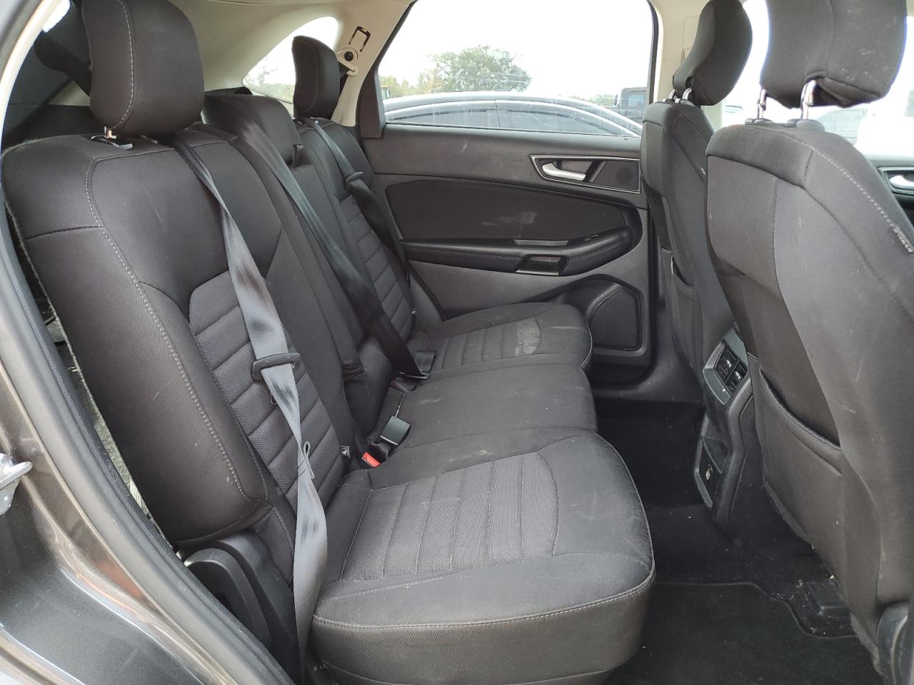 2016 Ford Edge - Image 11