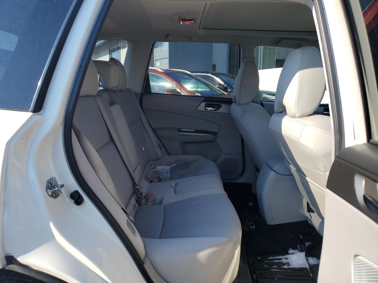 2013 Subaru Forester - Image 11