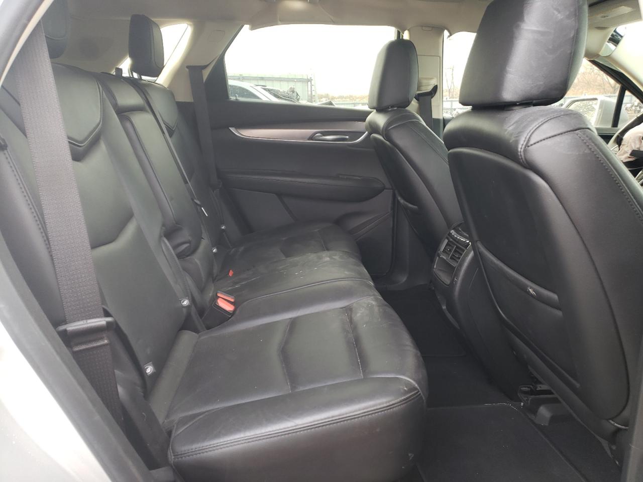 2019 Cadillac XT5 - Image 10