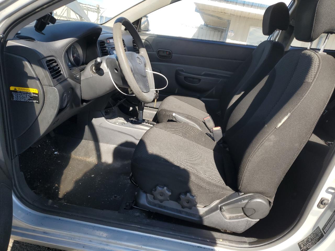 2008 Hyundai Accent - Image 7