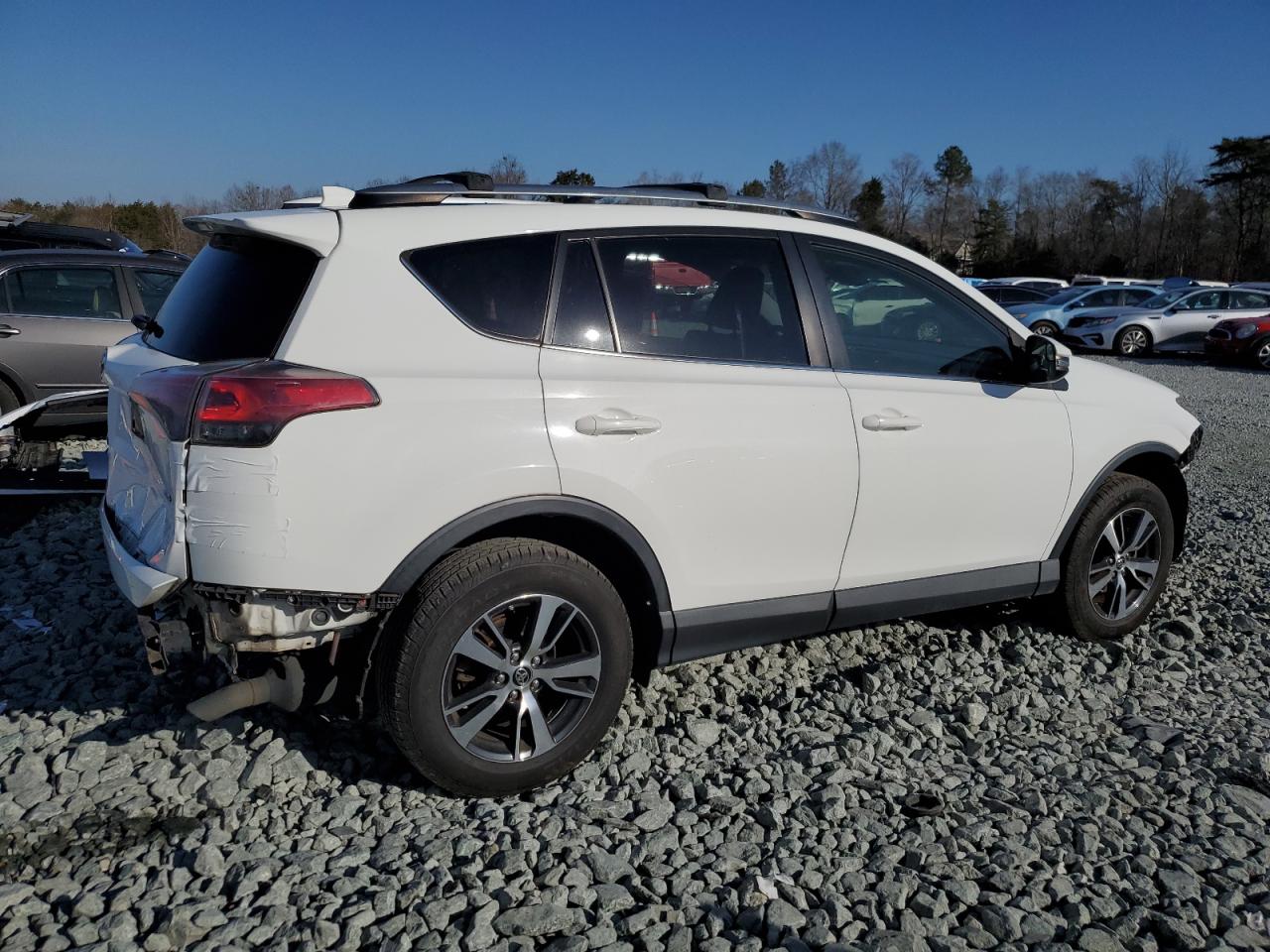 2017 Toyota RAV 4 - Image 3