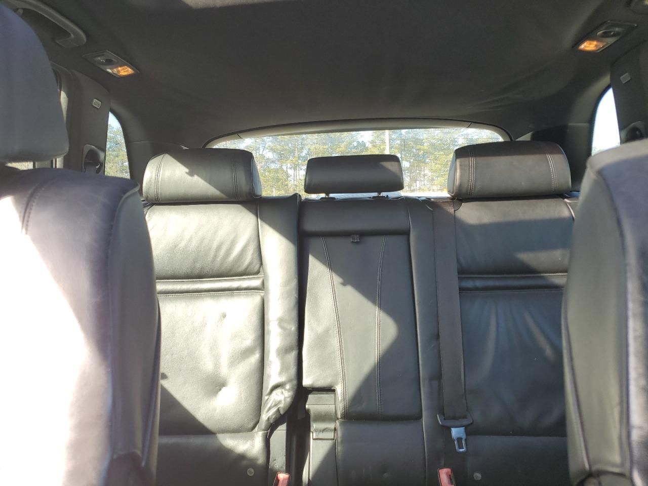 2011 BMW X5 - Image 10