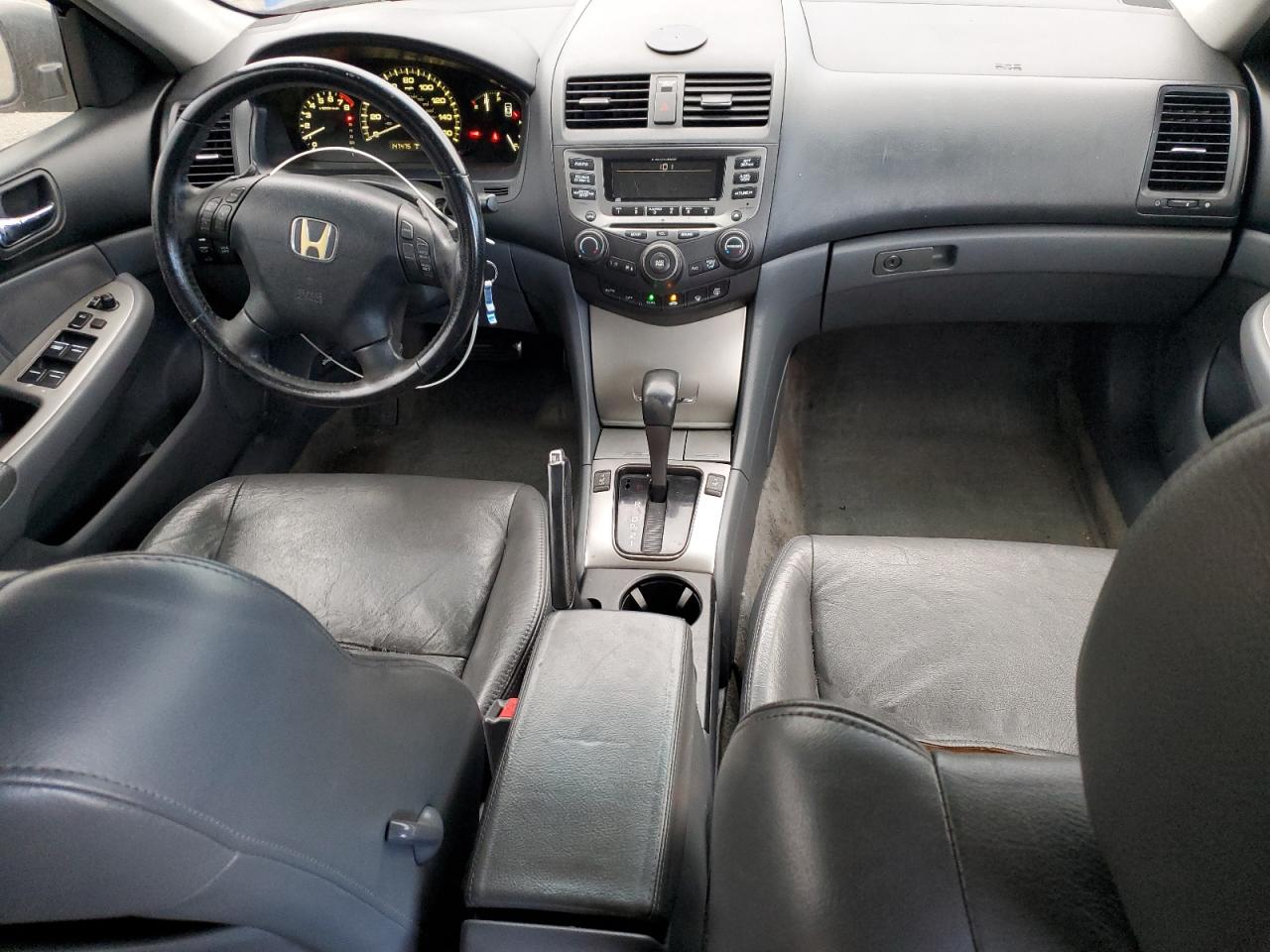 2007 Honda Accord - Image 8
