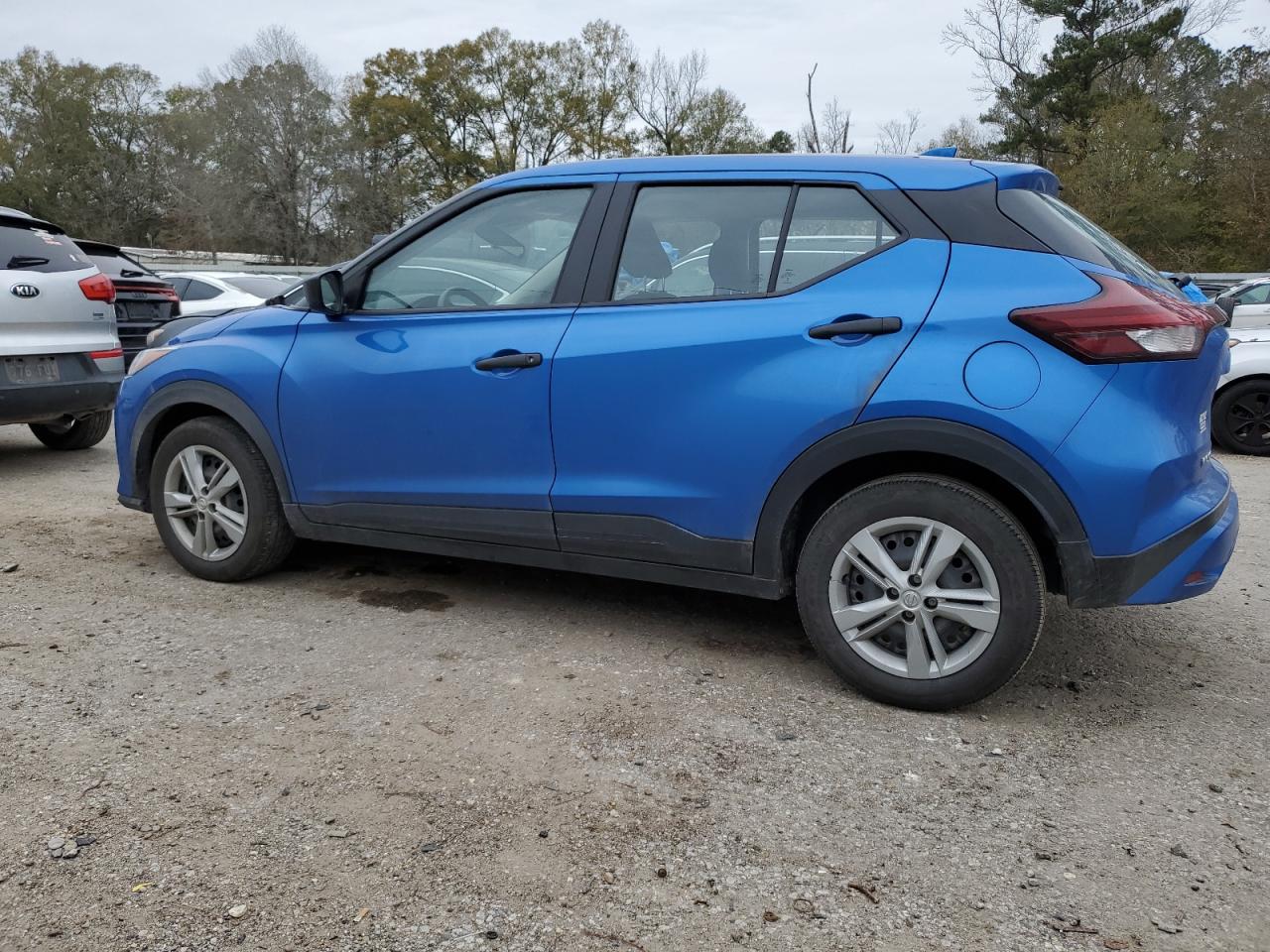 2024 Nissan Kicks - Image 2