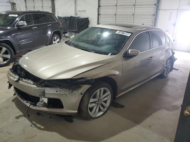 2016 Volkswagen Passat Sel