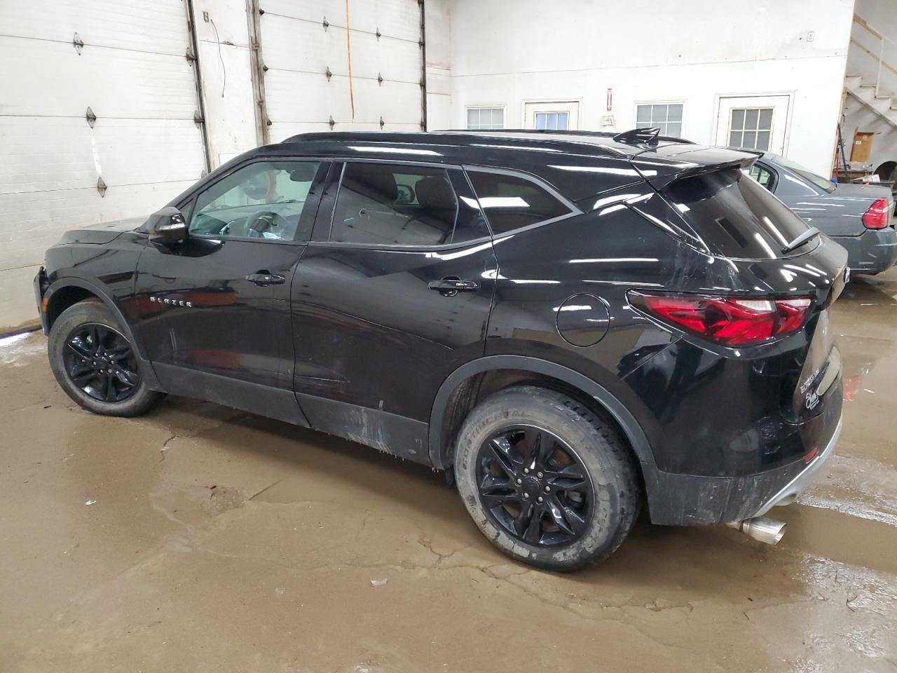 2021 Chevrolet Blazer - Image 2