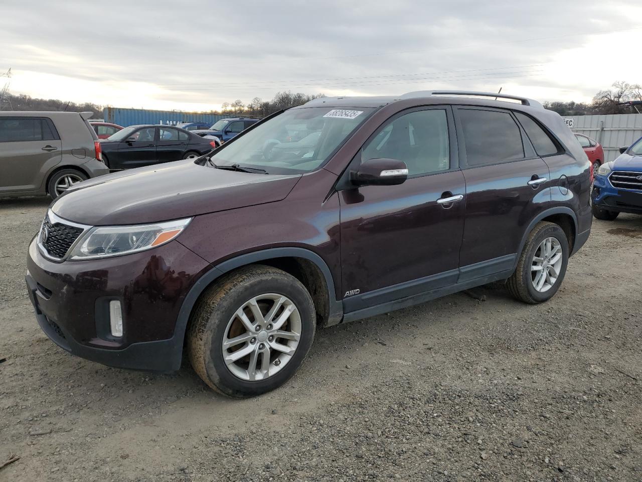 VIN 5XYKTDA78EG531192 2014 KIA SORENTO no.1