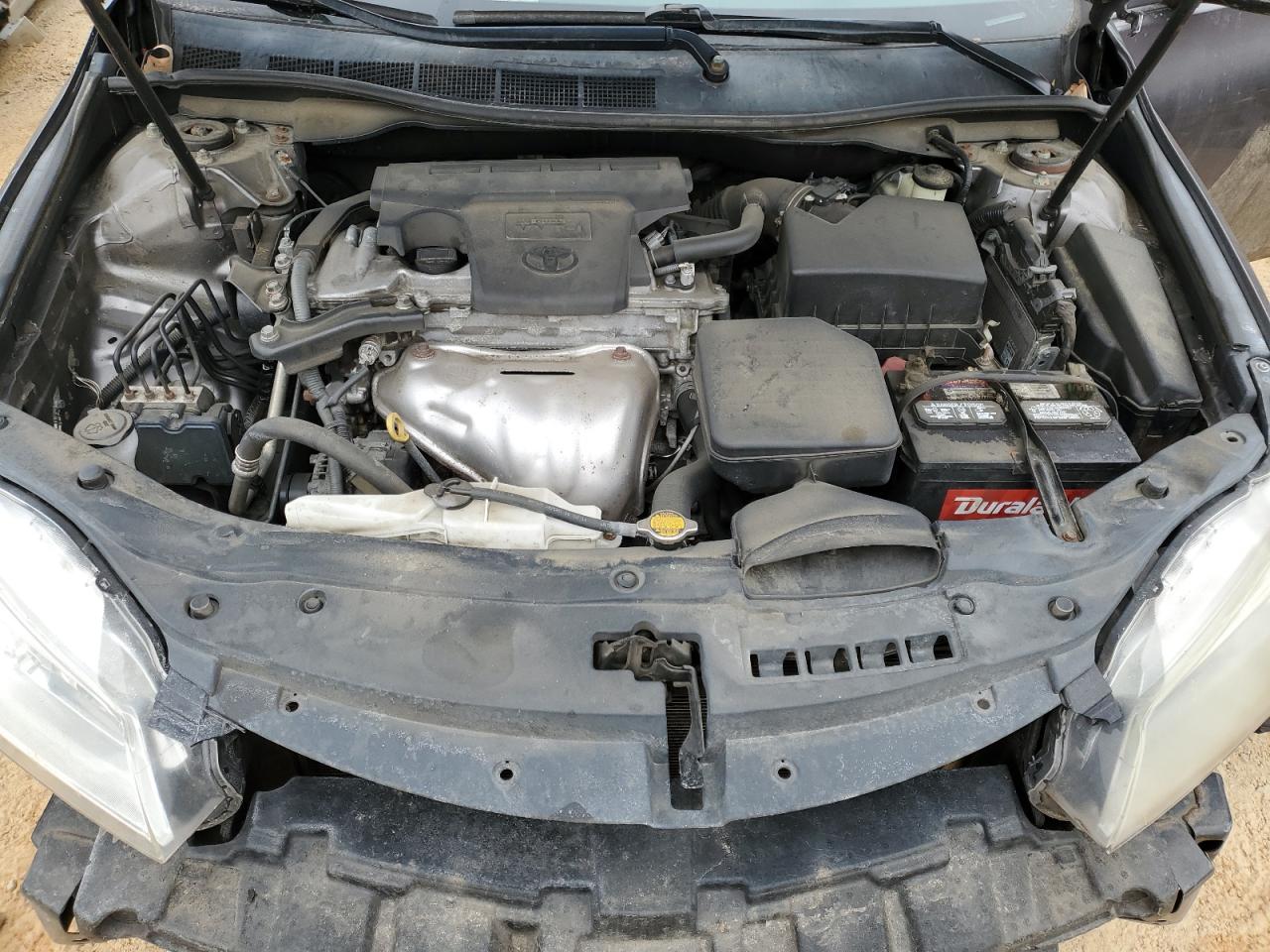 2015 Toyota Camry - Image 12