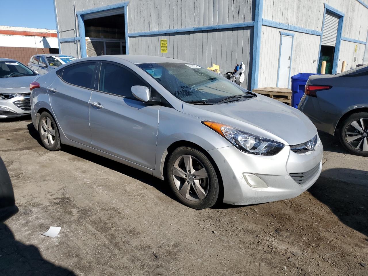 2013 Hyundai Elantra - Image 4
