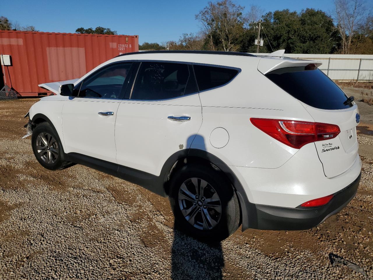 2016 Hyundai Santa Fe - Image 2