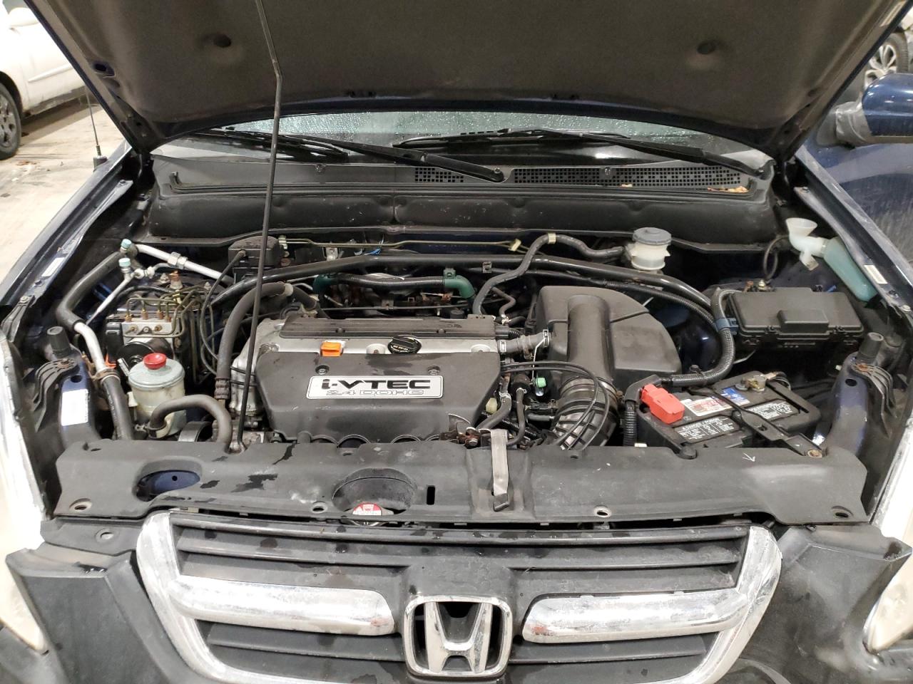 2004 Honda CR-V - Image 12