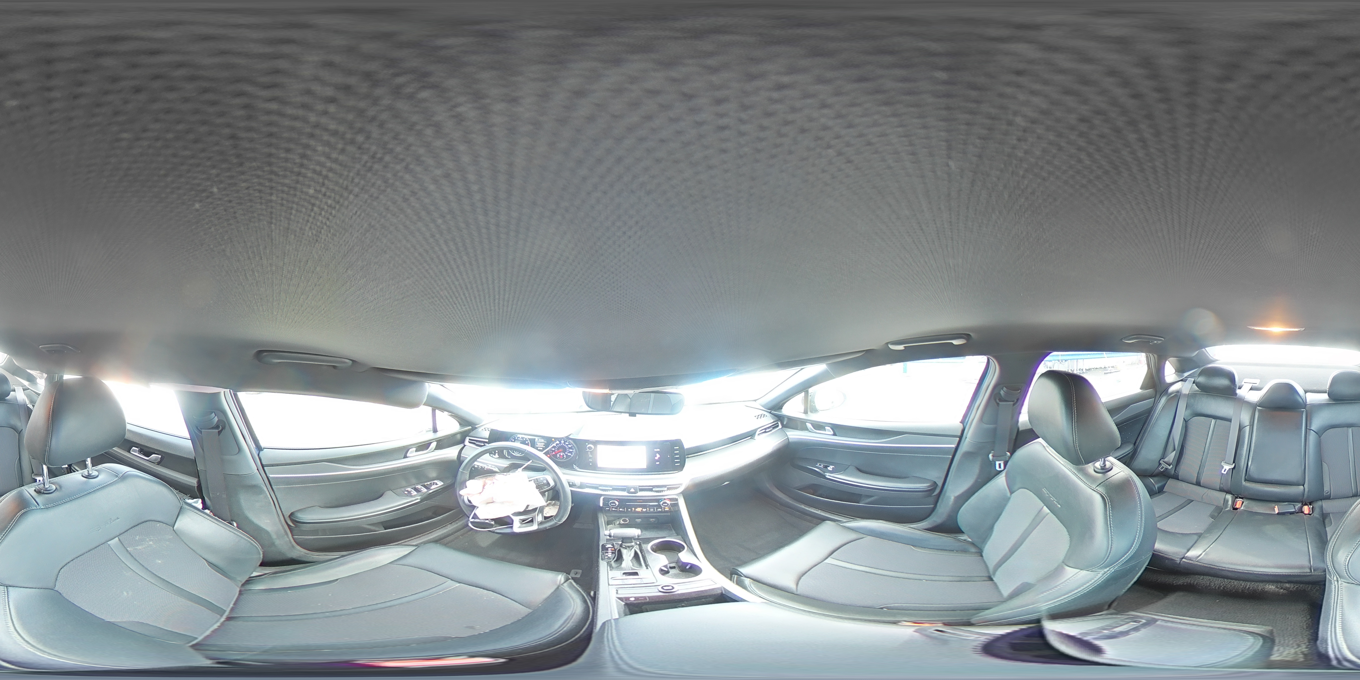 2023 Kia K5 - Image 14