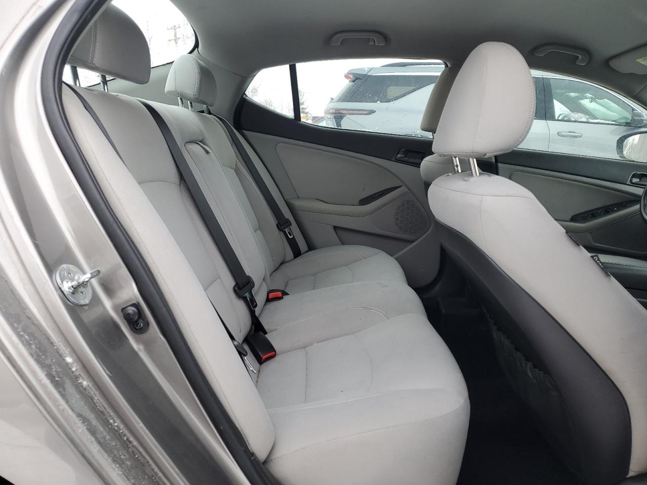 2015 Kia Optima - Image 10