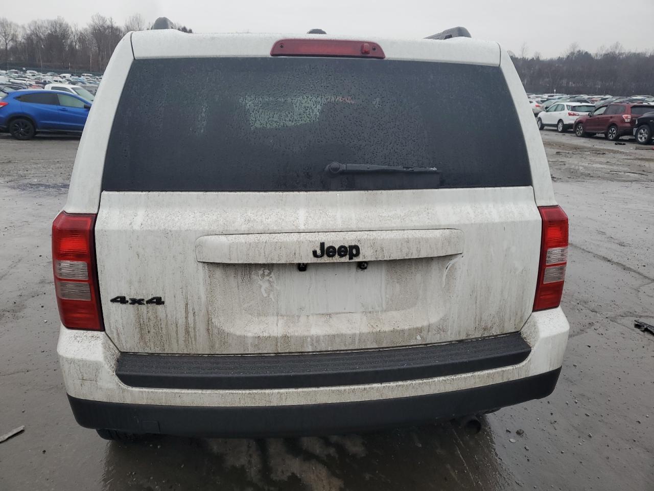 2017 Jeep Liberty (Patriot) - Image 6