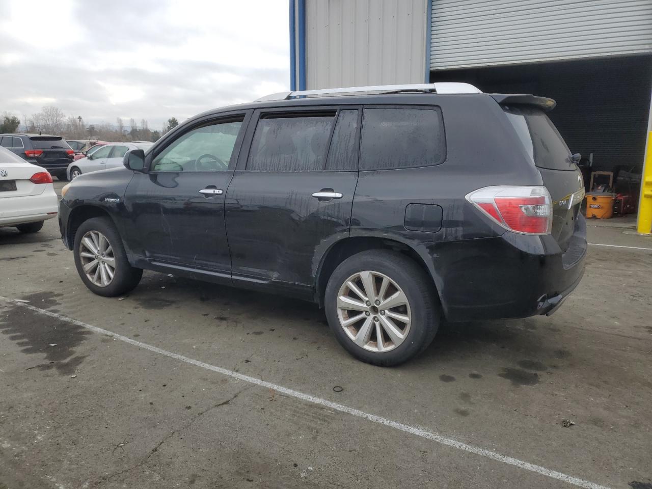 2009 Toyota Highlander - Image 2