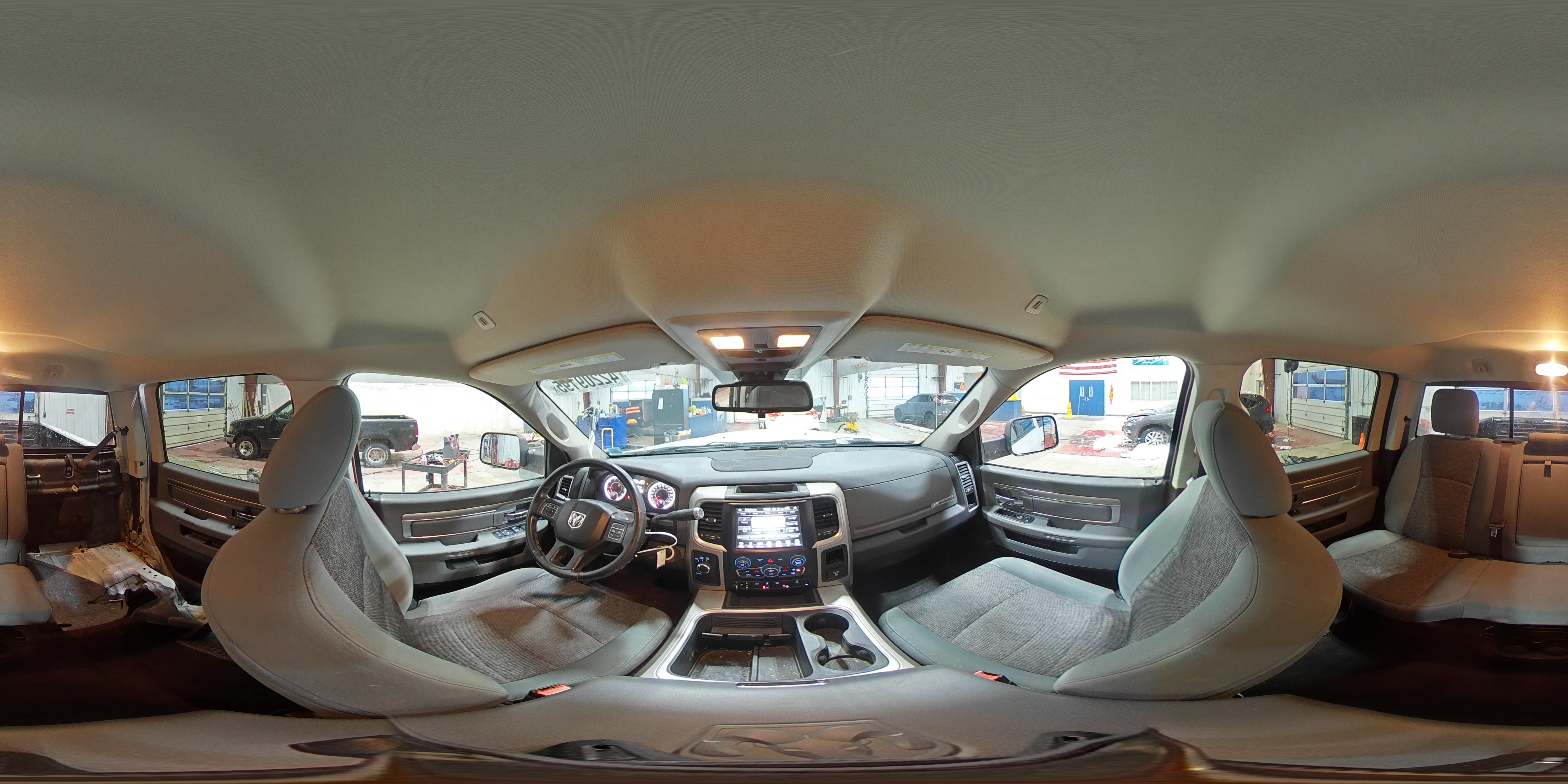 2017 RAM 2500 - Image 15