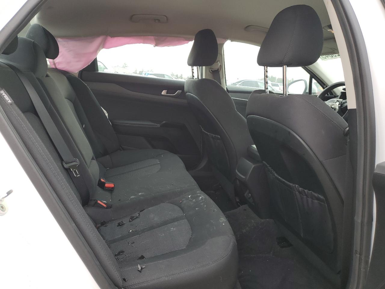 2023 Kia K5 - Image 10