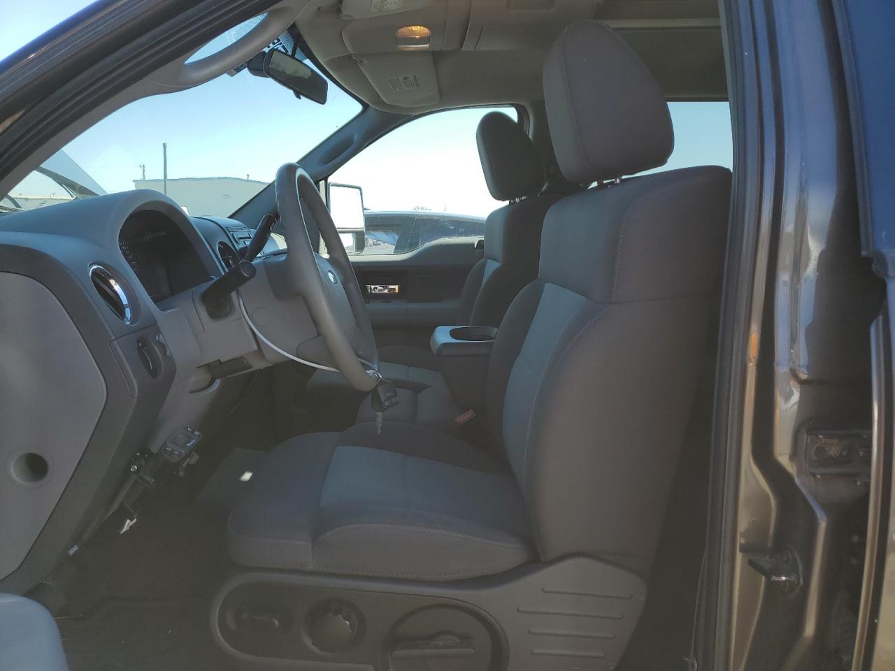 2006 Ford F-150 - Image 7