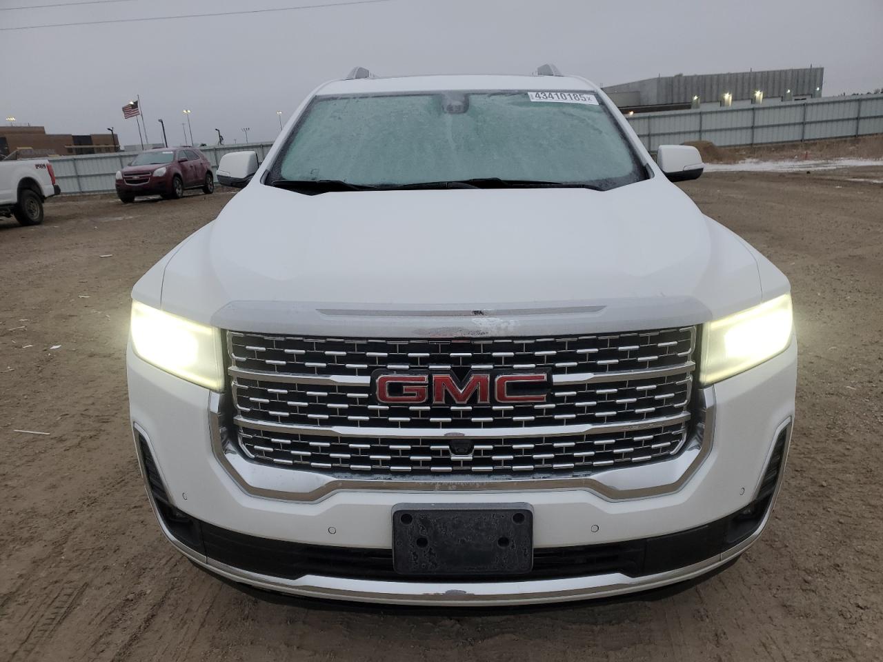 2022 GMC Acadia - Image 5