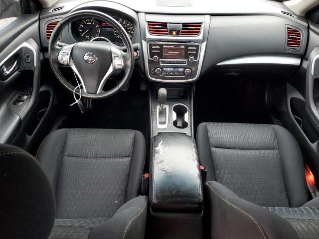 Седаны NISSAN ALTIMA 2016 Красный