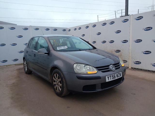 2006 VOLKSWAGEN GOLF FSI S