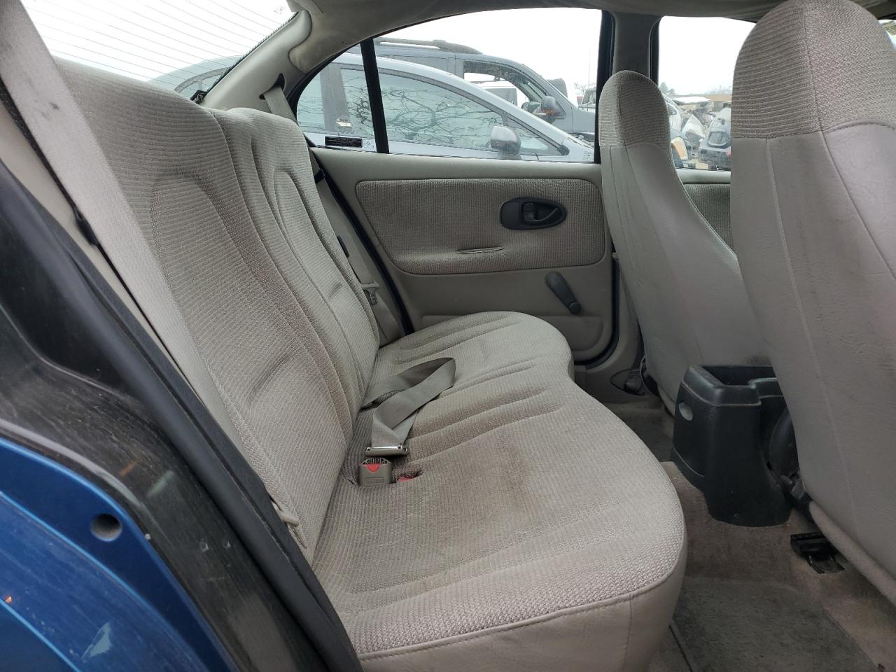 2002 Saturn SL - Image 10