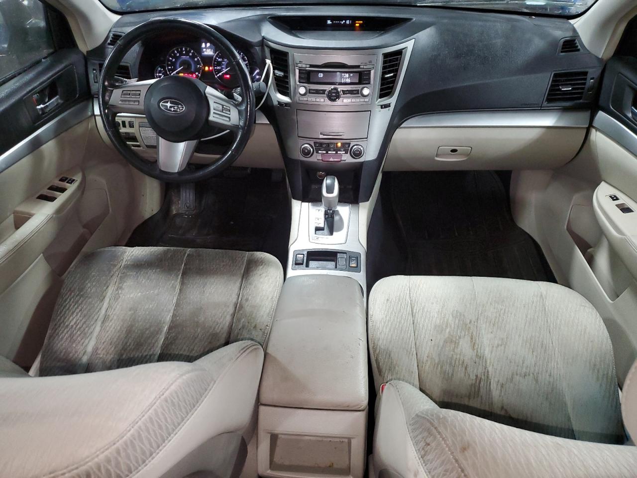 2011 Subaru Outback - Image 8