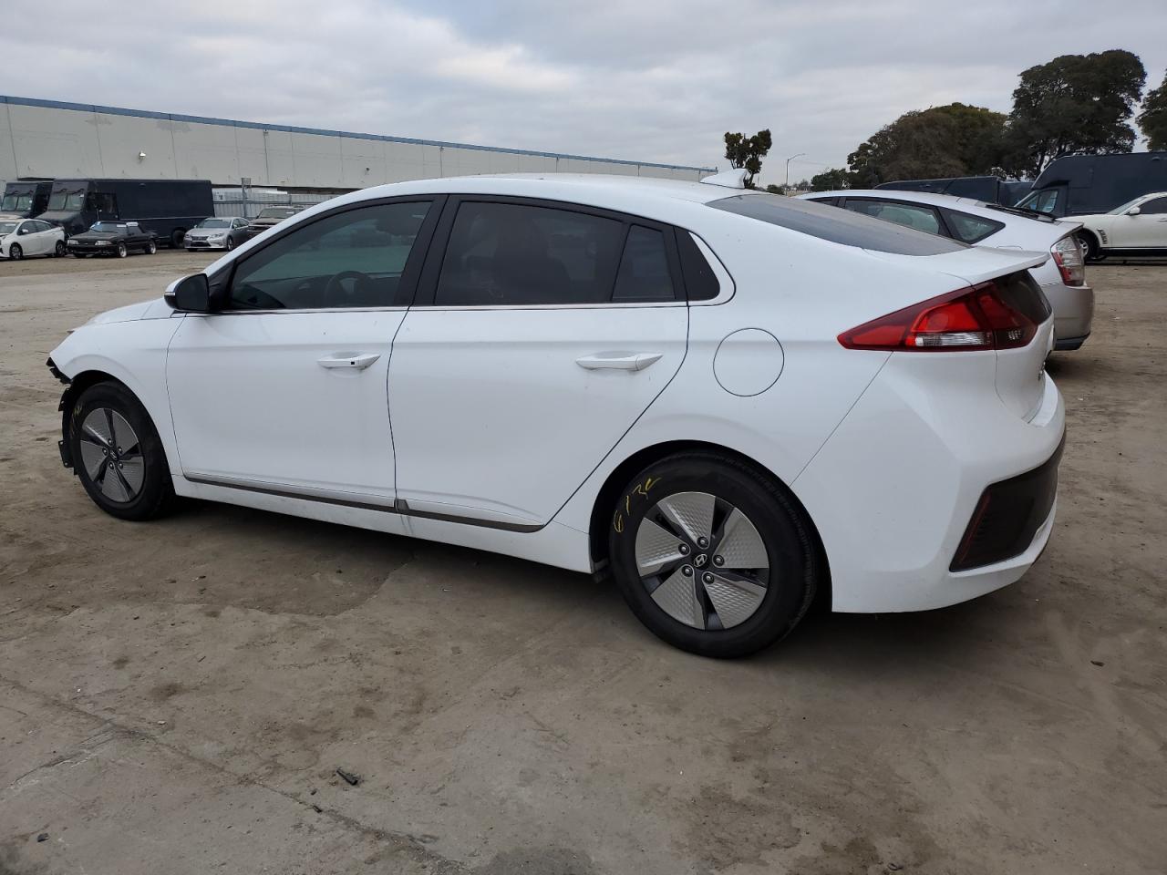 2022 Hyundai IONIQ - Image 2