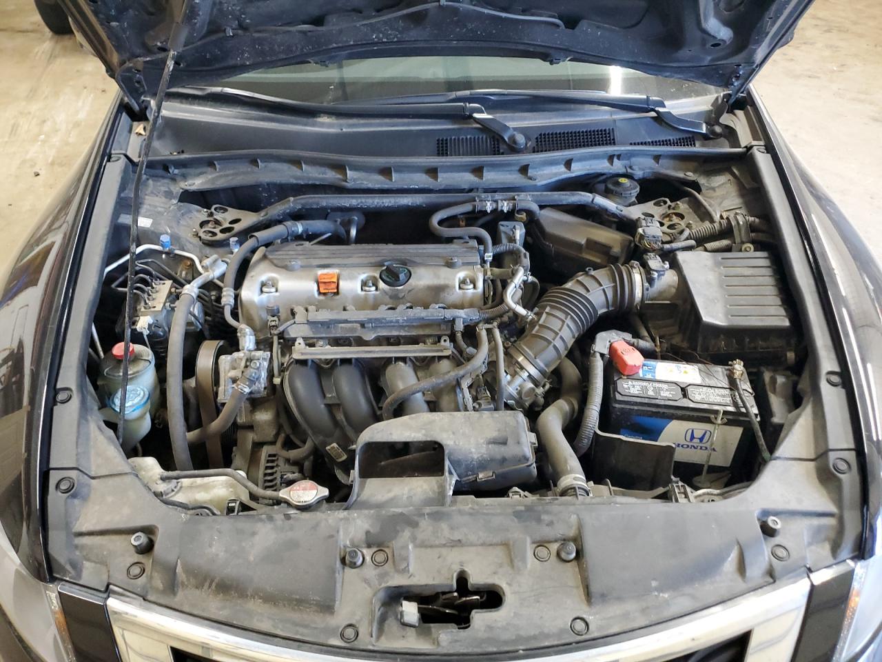 2010 Honda Accord - Image 11