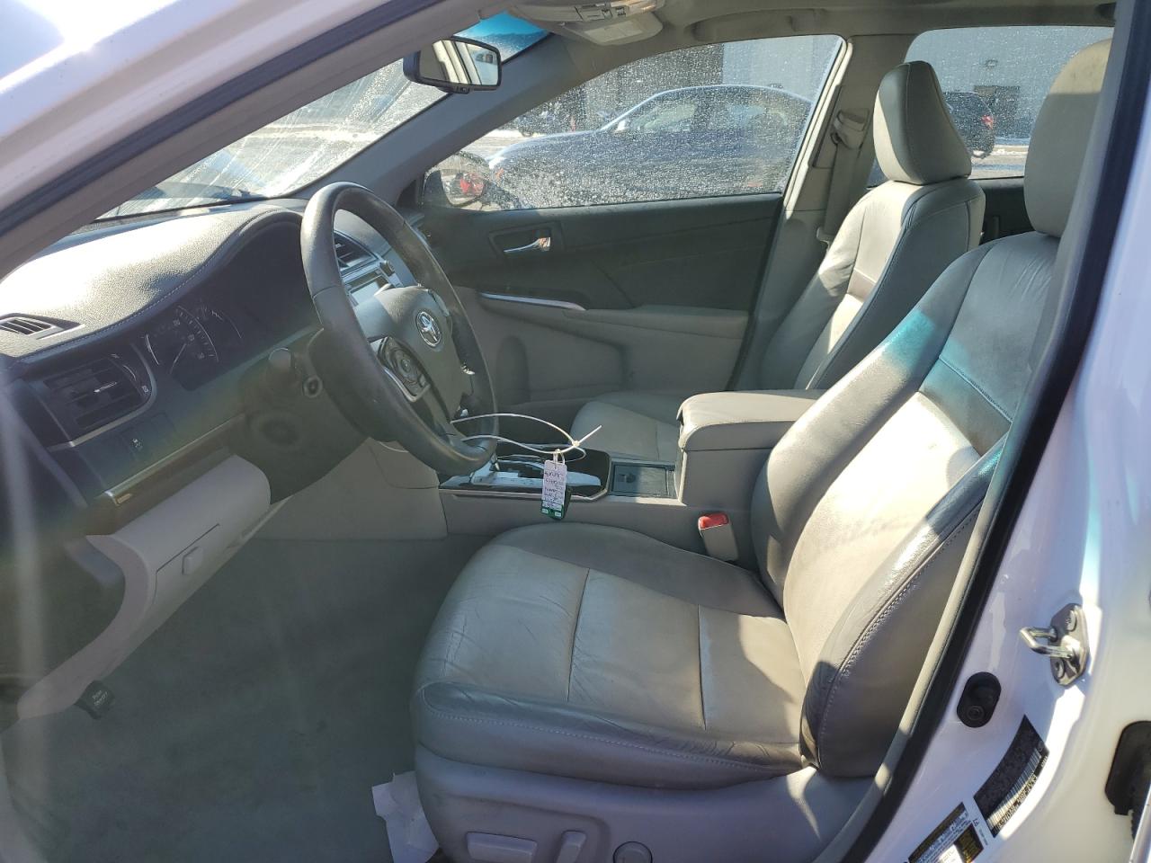 2014 Toyota Camry - Image 7