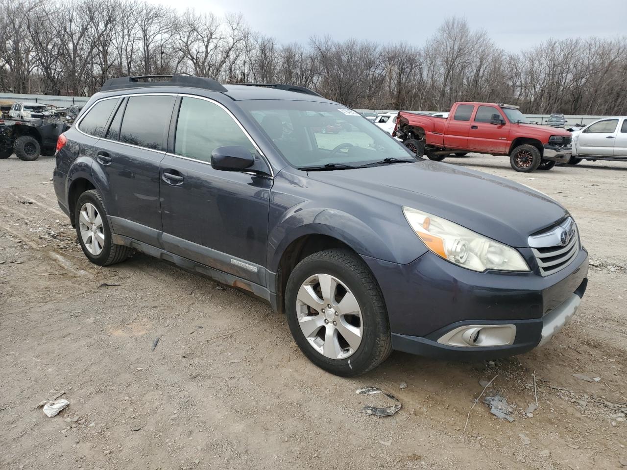 2010 Subaru Outback - Image 4