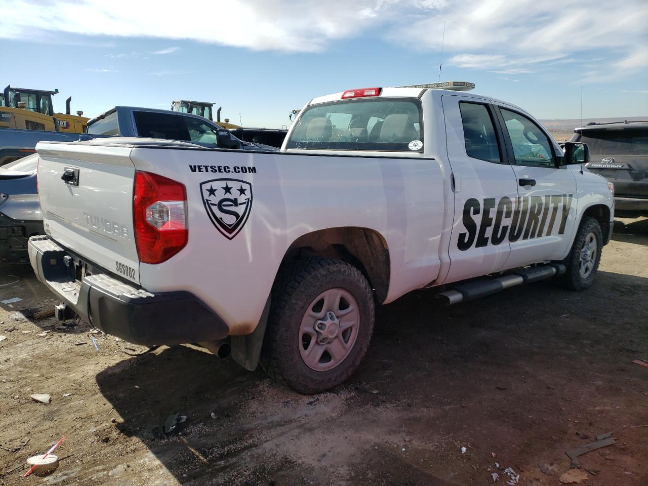 2014 Toyota Tundra - Image 3