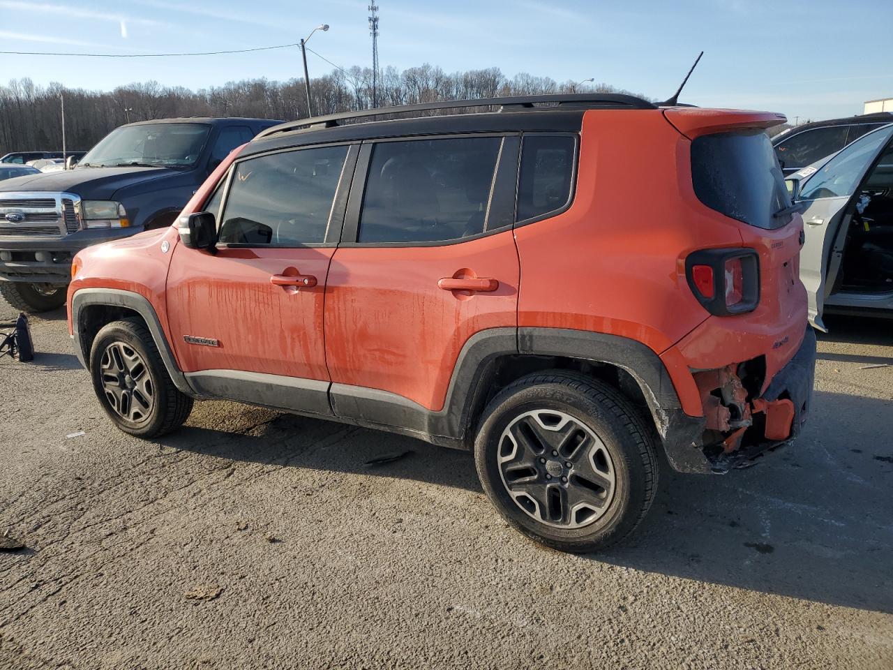 2017 Jeep Renegade - Image 2