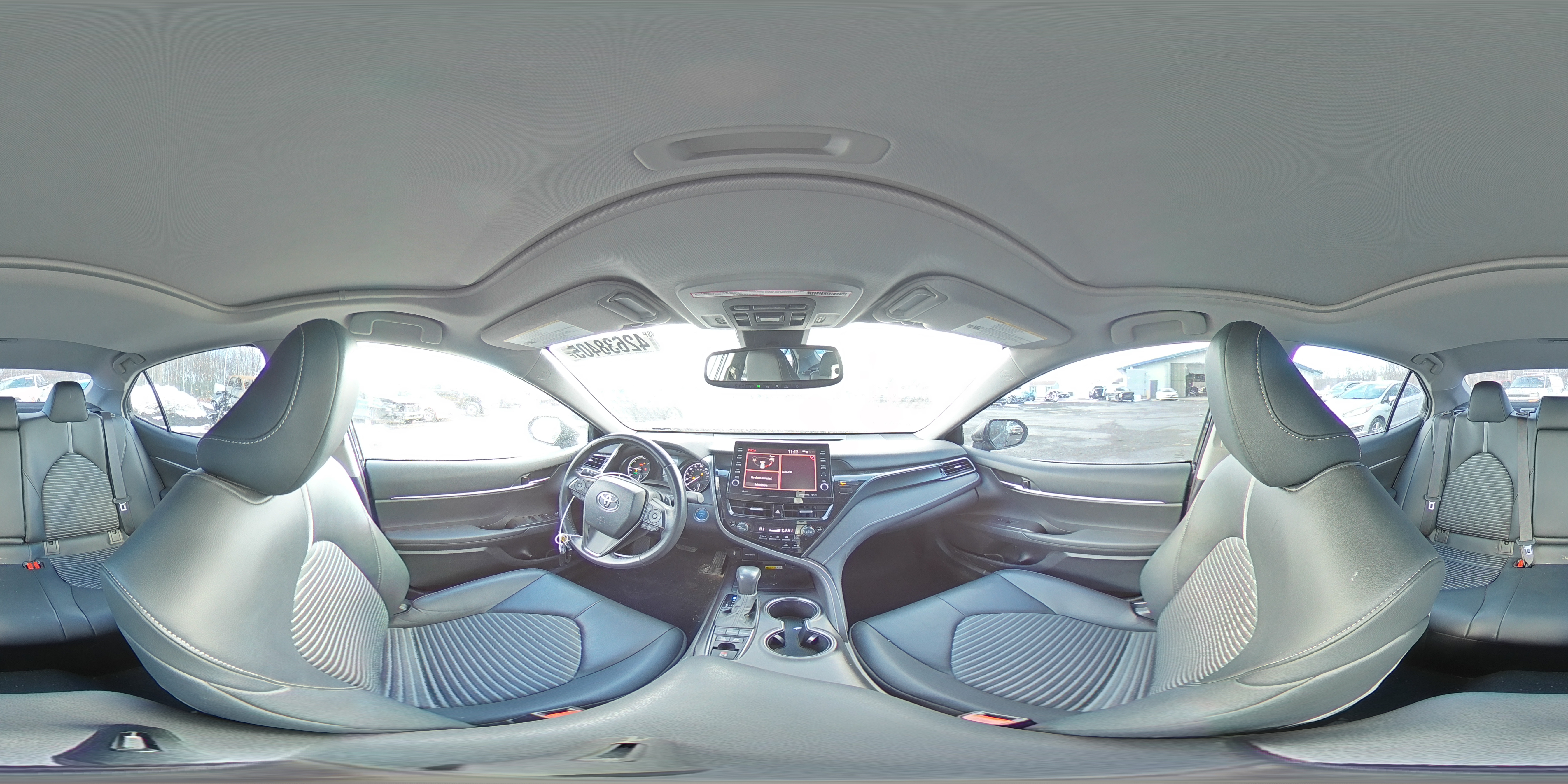 2022 Toyota Camry - Image 13
