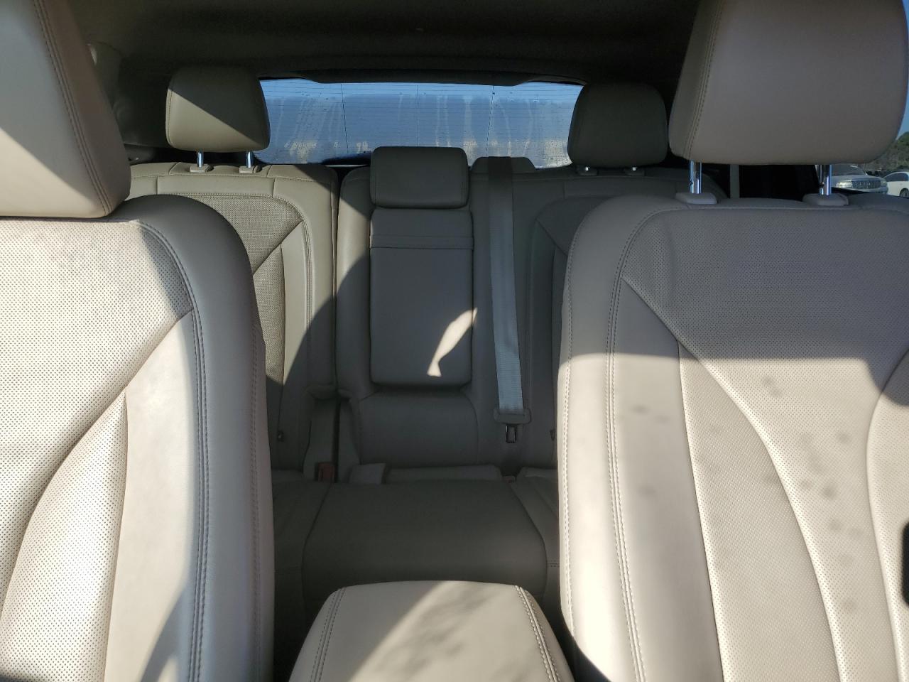 2022 Lincoln Nautilus - Image 10