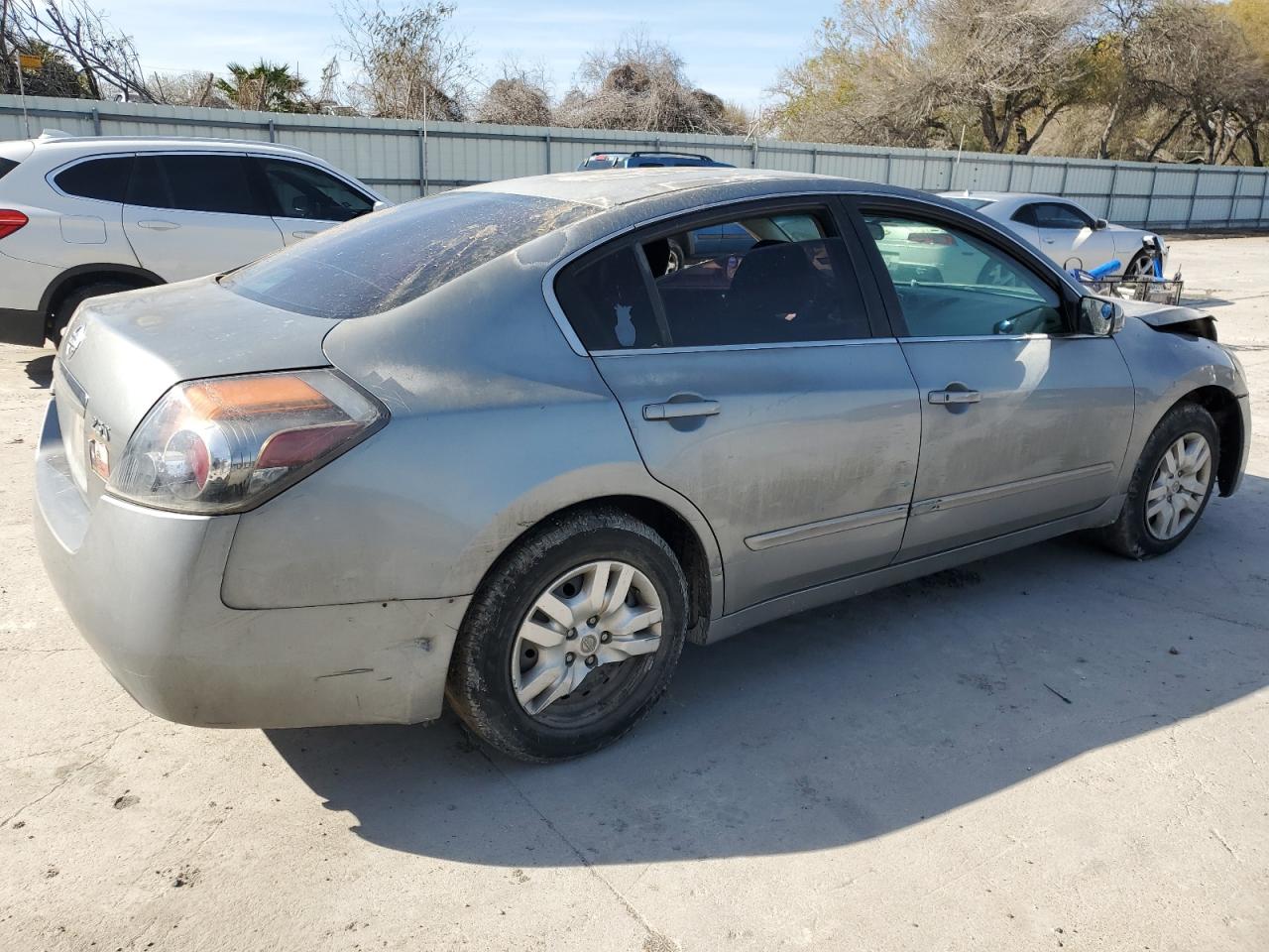 2009 Nissan Altima - Image 3